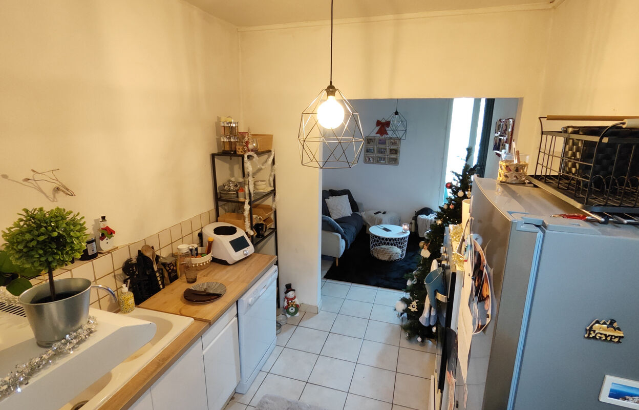 immeuble  pièces 1 m2 à vendre à Aspiran (34800)