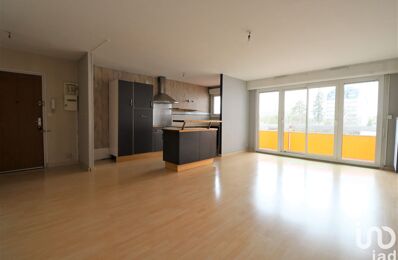 location appartement 940 € CC /mois à proximité de Saint-Jean-de-la-Ruelle (45140)