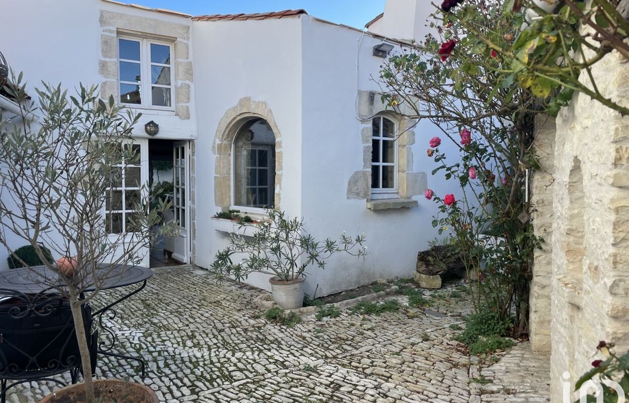 maison 7 pièces 180 m2 à vendre à Le Bois-Plage-en-Ré (17580)