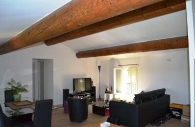location appartement 850 € CC /mois à proximité de La Tour-d'Aigues (84240)