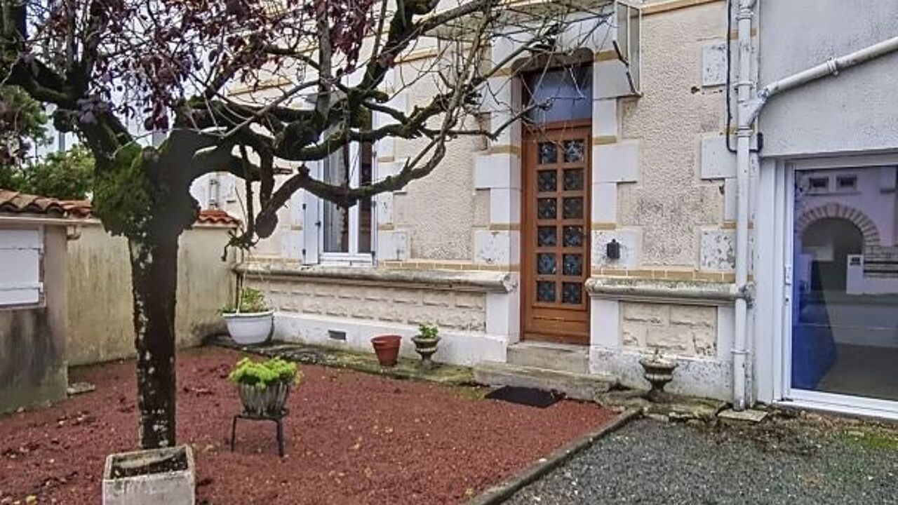 maison 5 pièces 102 m2 à vendre à Niort (79000)