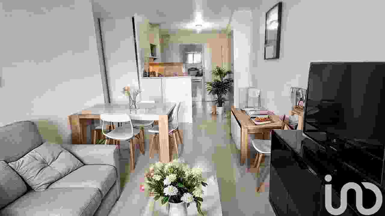 Appartement a louer saint-ouen-l'aumone - 2 pièce(s) - 44 m2 - Surfyn