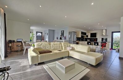 vente maison 260 000 € à proximité de Bellegarde-en-Forez (42210)