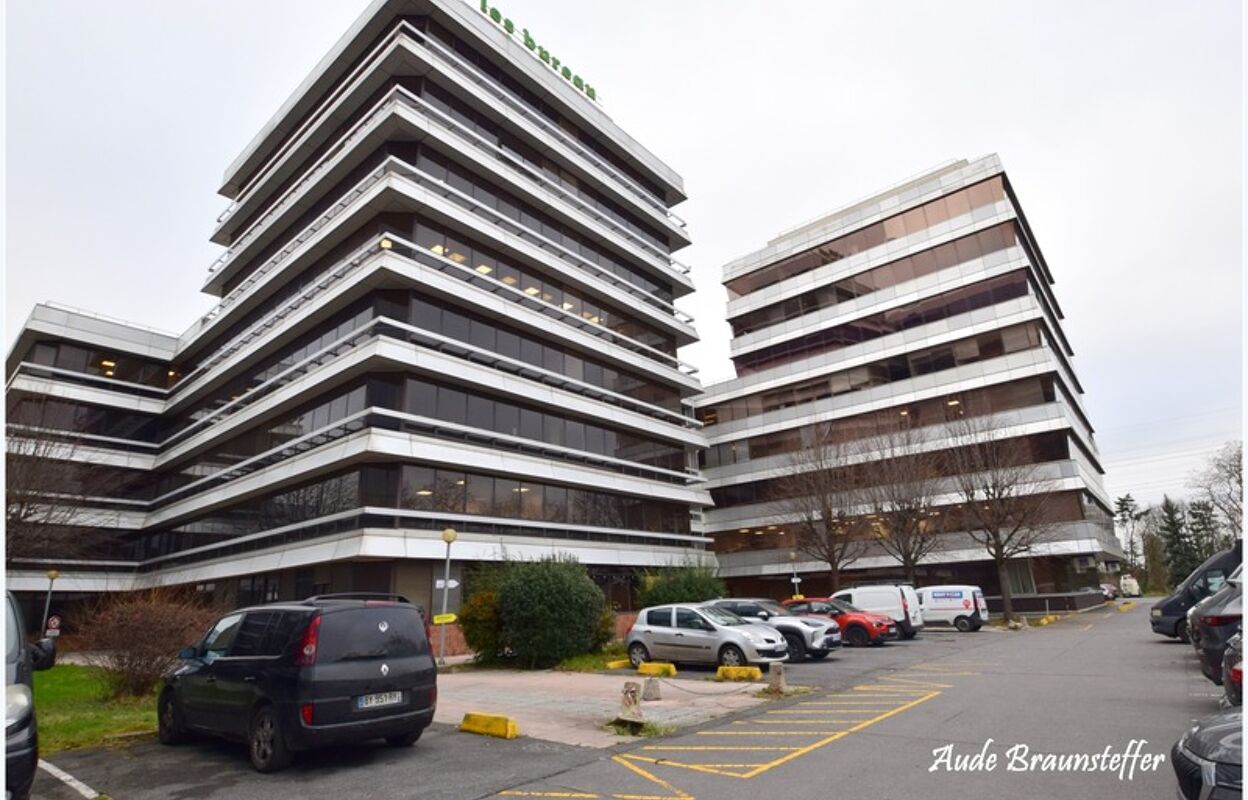 bureau 3 pièces 62 m2 à louer à Cergy (95000)