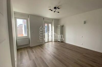location appartement 410 € CC /mois à proximité de Baudreix (64800)