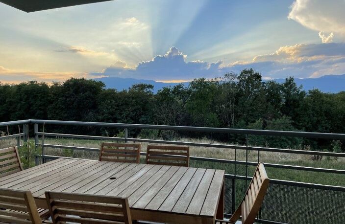 Appartement T3 de 66 m² avec vue panoramique sur le Jura — photo 2