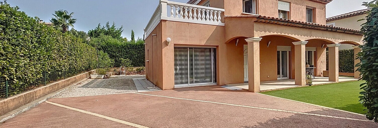 Maison   m² à vendre à Roquebrune-sur-Argens (83520)
