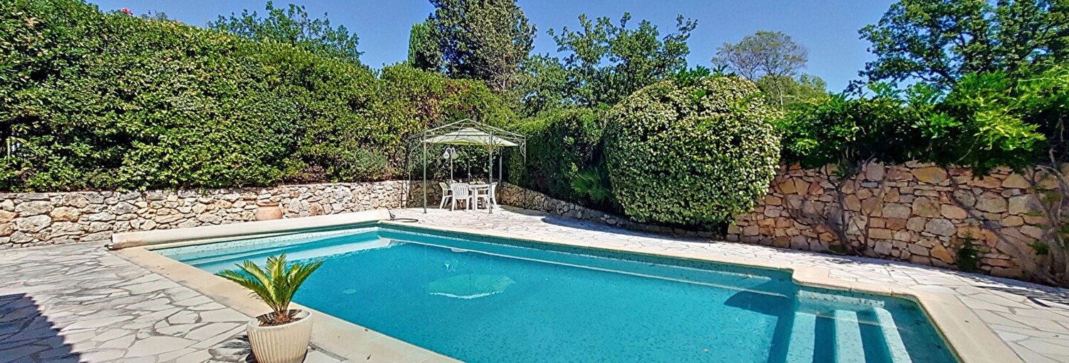 Maison   m² à vendre à Roquebrune-sur-Argens (83520)