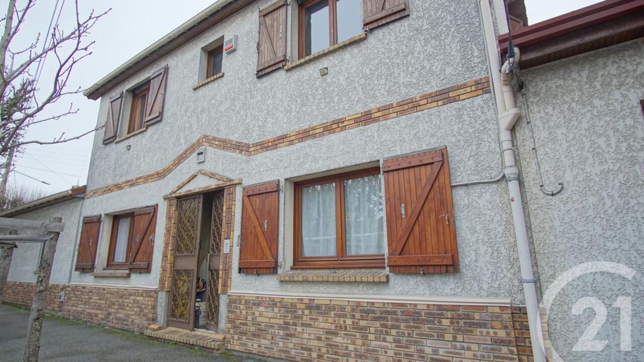 maison 5 pièces 111 m2 à vendre à Villeneuve-le-Roi (94290)