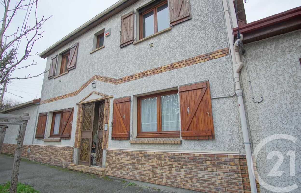 maison 5 pièces 111 m2 à vendre à Villeneuve-le-Roi (94290)