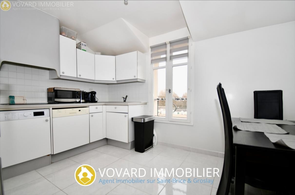Appartement a louer villiers-le-bel - 4 pièce(s) - 82 m2 - Surfyn