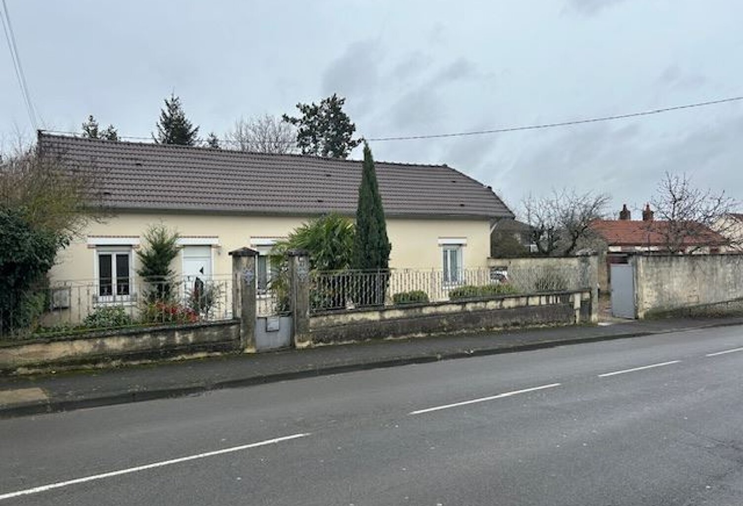 FISMES — photo 1