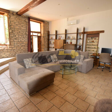 Maison 7 pièces 226 m²