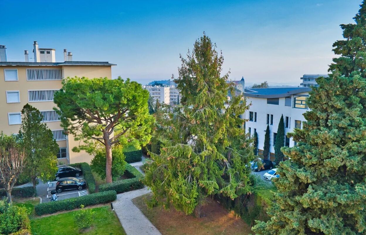 appartement 4 pièces 91 m2 à vendre à Nice (06100)