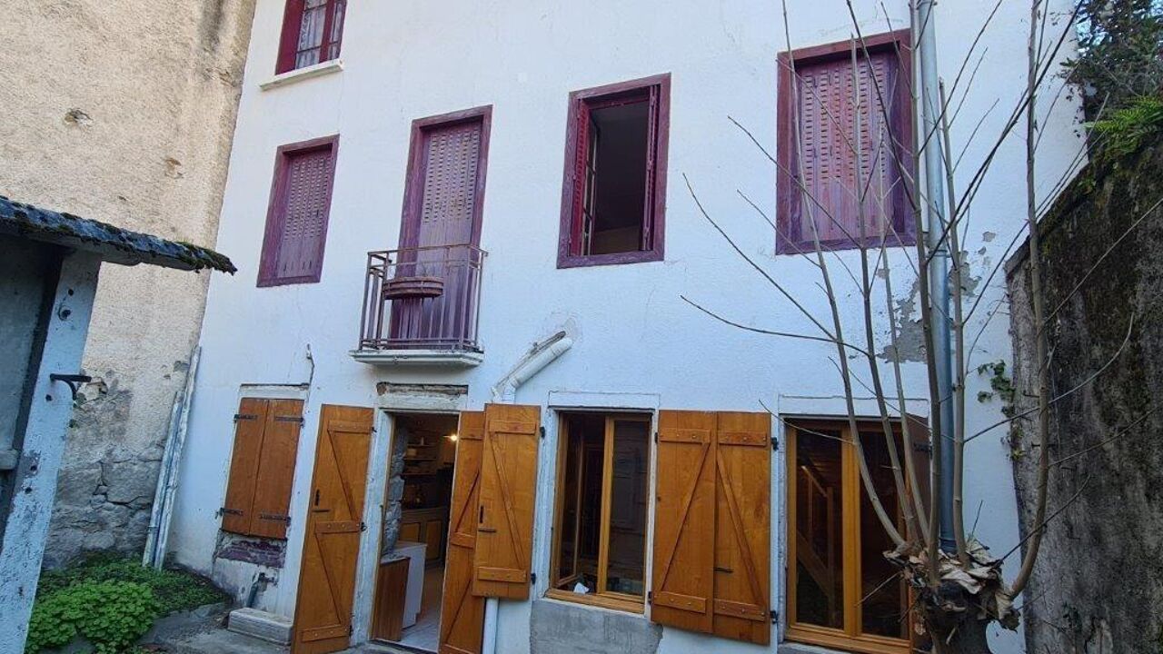 maison 7 pièces 210 m2 à vendre à Ax-les-Thermes (09110)