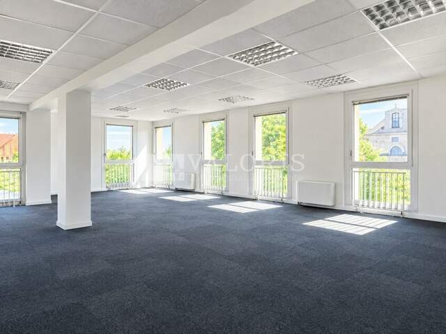 BUREAUX à LOUER — photo du bien