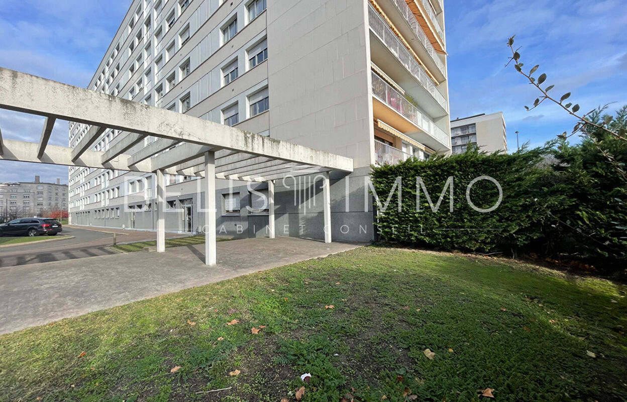 appartement 5 pièces 109 m2 à vendre à Tours (37000)