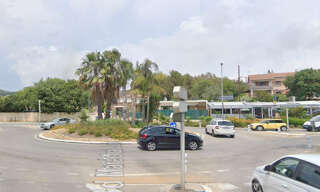 Garage  152 m² à vendre à Hyères (83400)