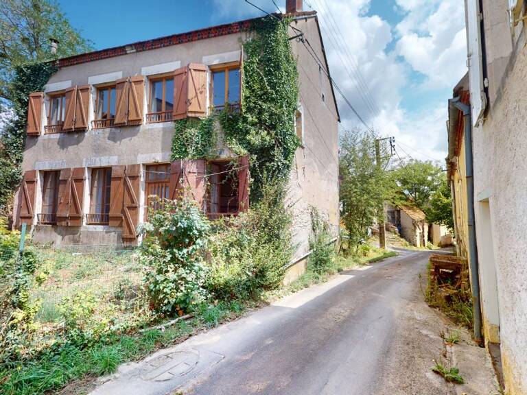 Au calme maison de bourg indépendante avec combles aménageables et jardin — photo 1
