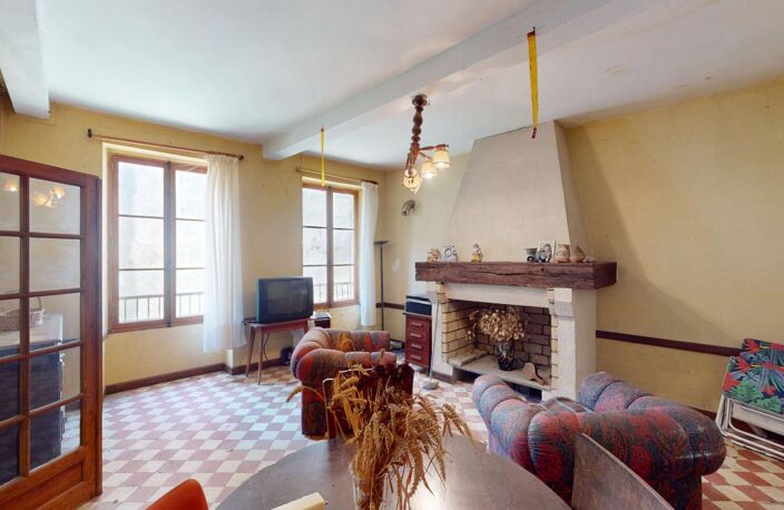 Au calme maison de bourg indépendante avec combles aménageables et jardin — photo 2