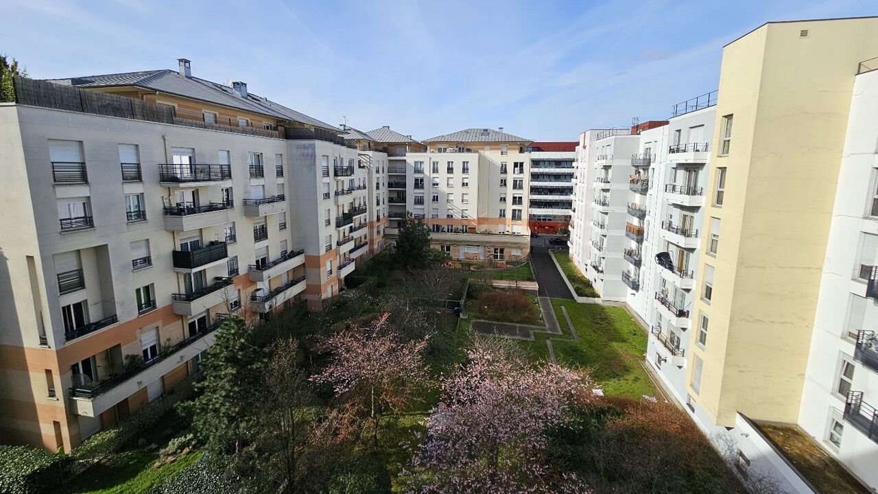 appartement 2 pièces 42 m2 à vendre à Rosny-sous-Bois (93110)