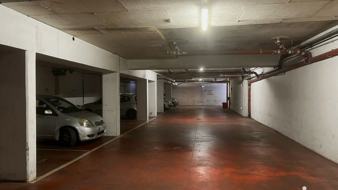 garage  pièces 25 m2 à vendre à Marseille 13 (13013)