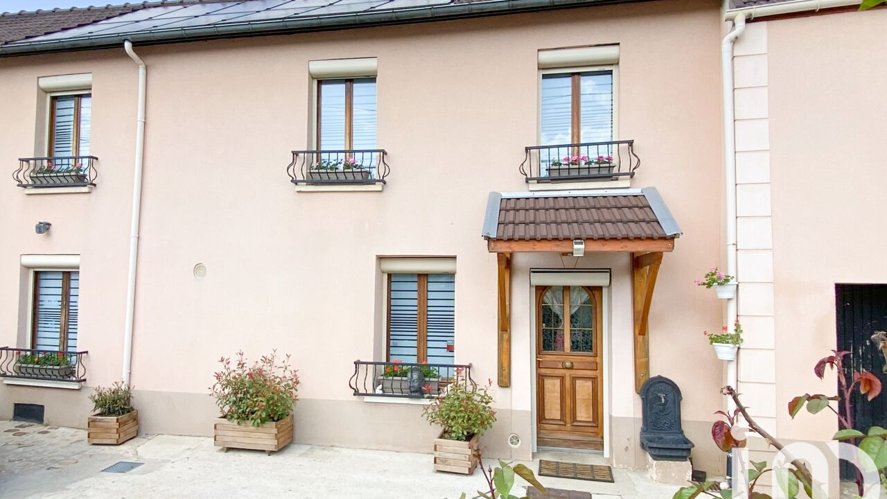 maison 9 pièces 184 m2 à vendre à Saint-Germain-sur-Morin (77860)