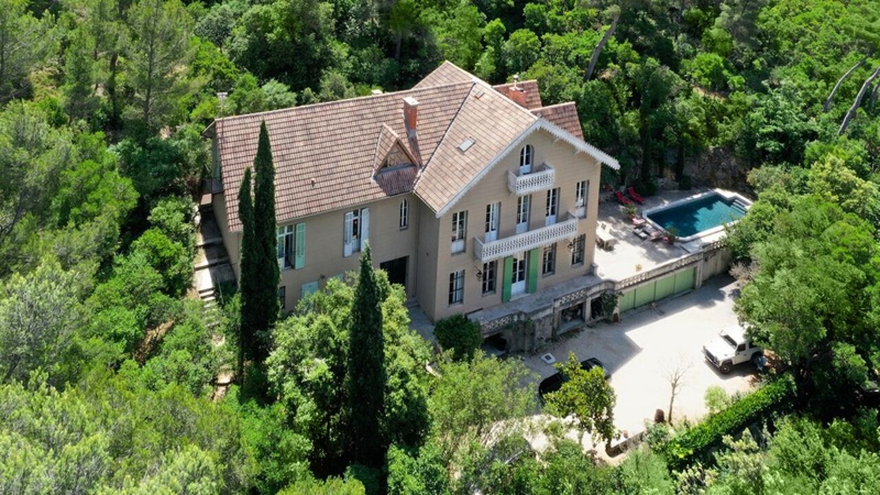 maison 17 pièces 500 m2 à vendre à Marseille 9 (13009)