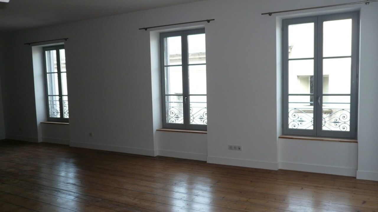 appartement 5 pièces 110 m2 à louer à Cognac (16100)