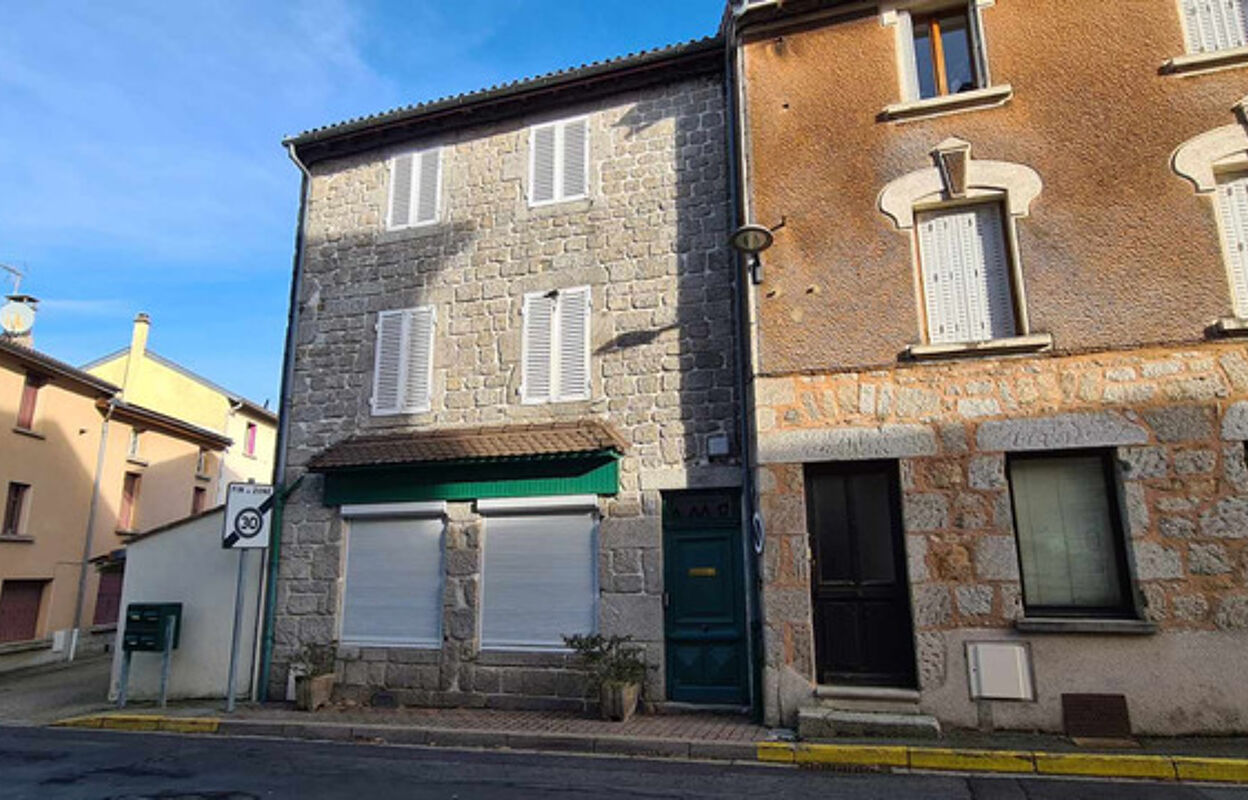 maison 8 pièces 195 m2 à Saint-Rémy-sur-Durolle (63550)