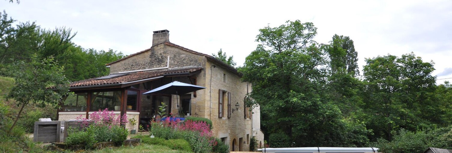 Maison 8 Pièces 183 m² à vendre à Le Tourne (33550)