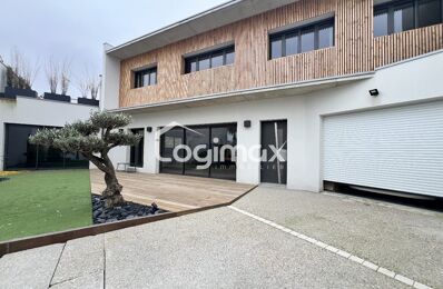 maison 5 pièces 170 m2 à vendre à La Rochelle (17000)
