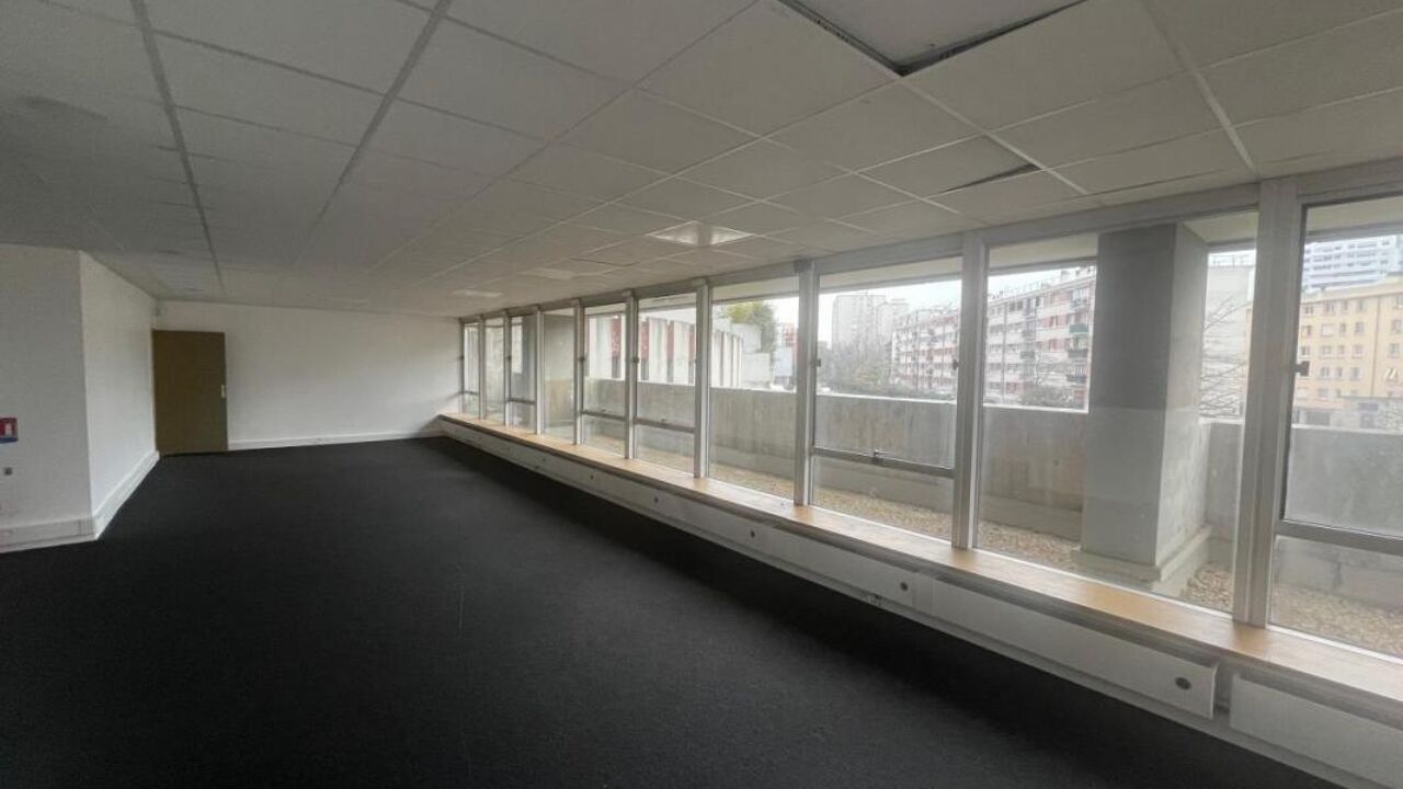 bureau  pièces 186 m2 à vendre à Maisons-Alfort (94700)