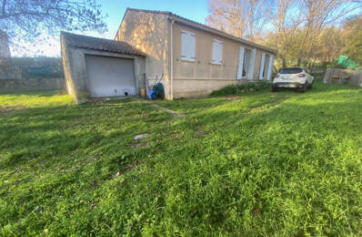 villa plain pied 95m2 ( A RÉNOVER !!), 4 chambres sur 2300 m — photo du bien