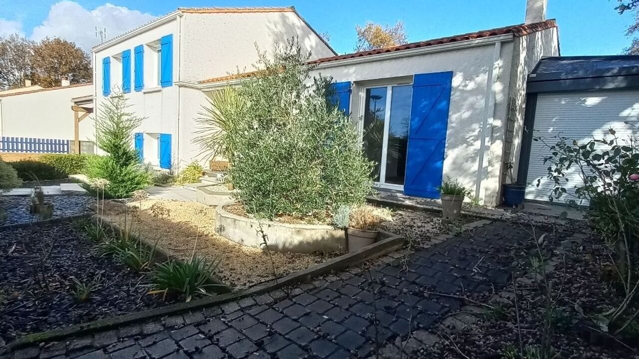 maison 7 pièces 143 m2 à vendre à Le Poiré-sur-Vie (85170)