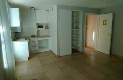 location appartement 630 € CC /mois à proximité de Tassin-la-Demi-Lune (69160)