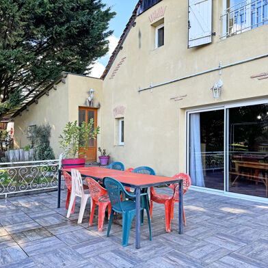 Maison 9 pièces 248 m²