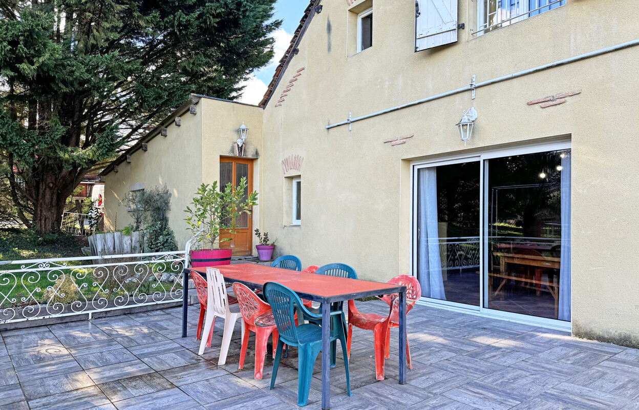 maison 9 pièces 248 m2 à vendre à Arzacq-Arraziguet (64410)