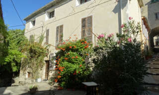 Appartement 5 Pièces 115 m² à vendre à Roquestéron (06910)