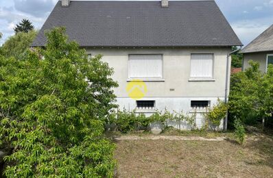 vente maison 212 000 € à proximité de Saint-Germain-du-Puy (18390)