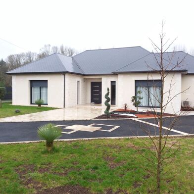 Maison 4 pièces 366625 €