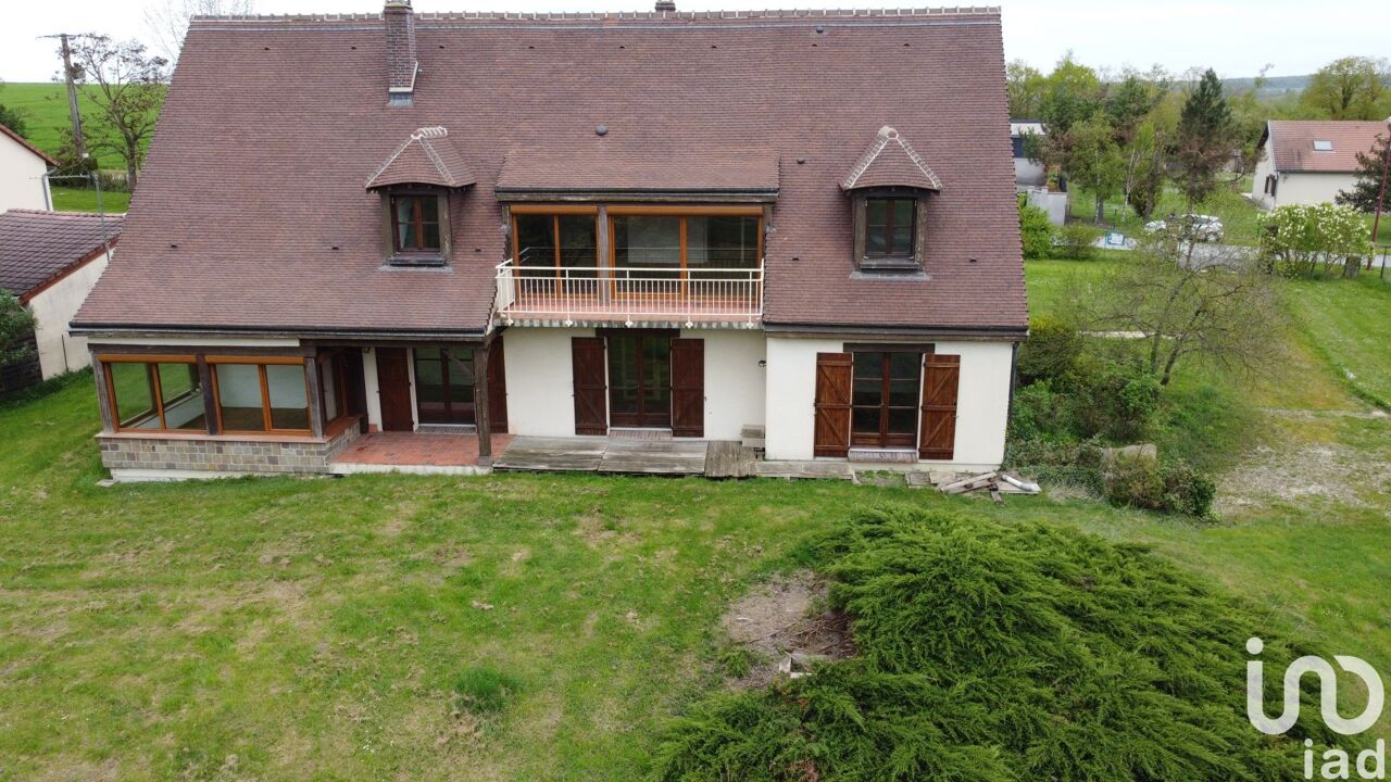 maison 6 pièces 208 m2 à vendre à Savigny-sur-Aisne (08400)