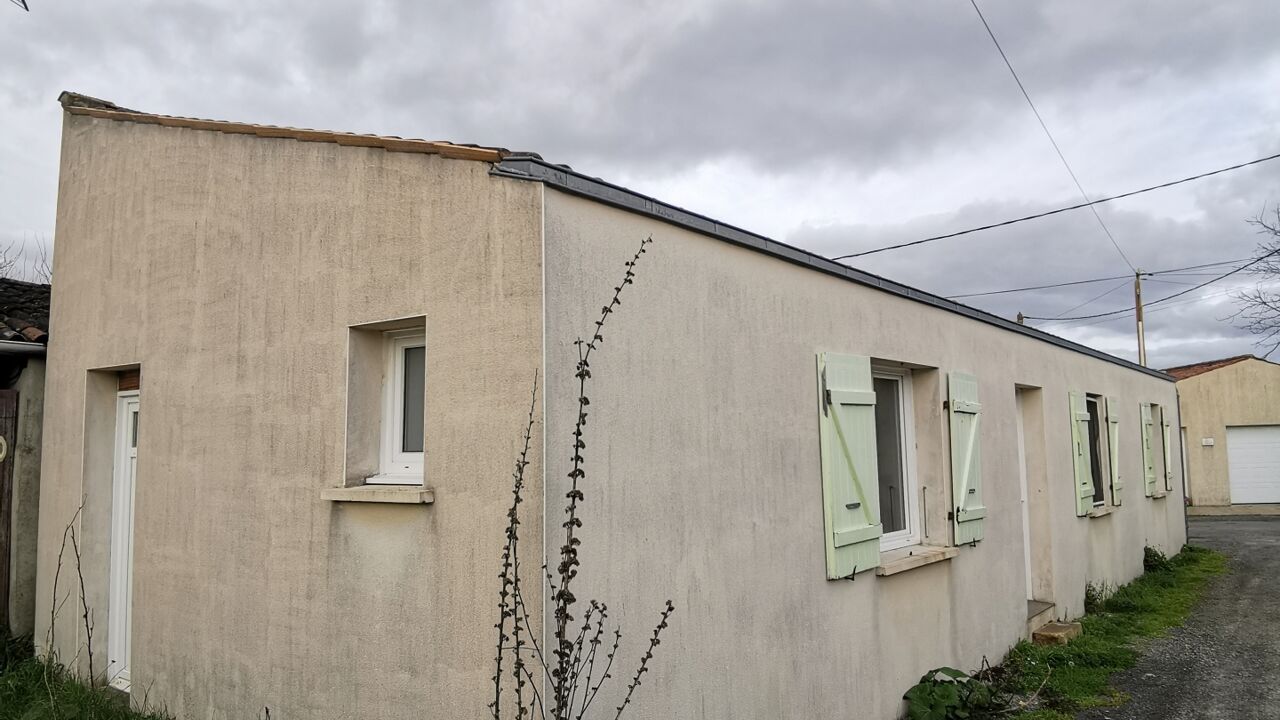 maison 2 pièces 46 m2 à vendre à L'Île-d'Elle (85770)
