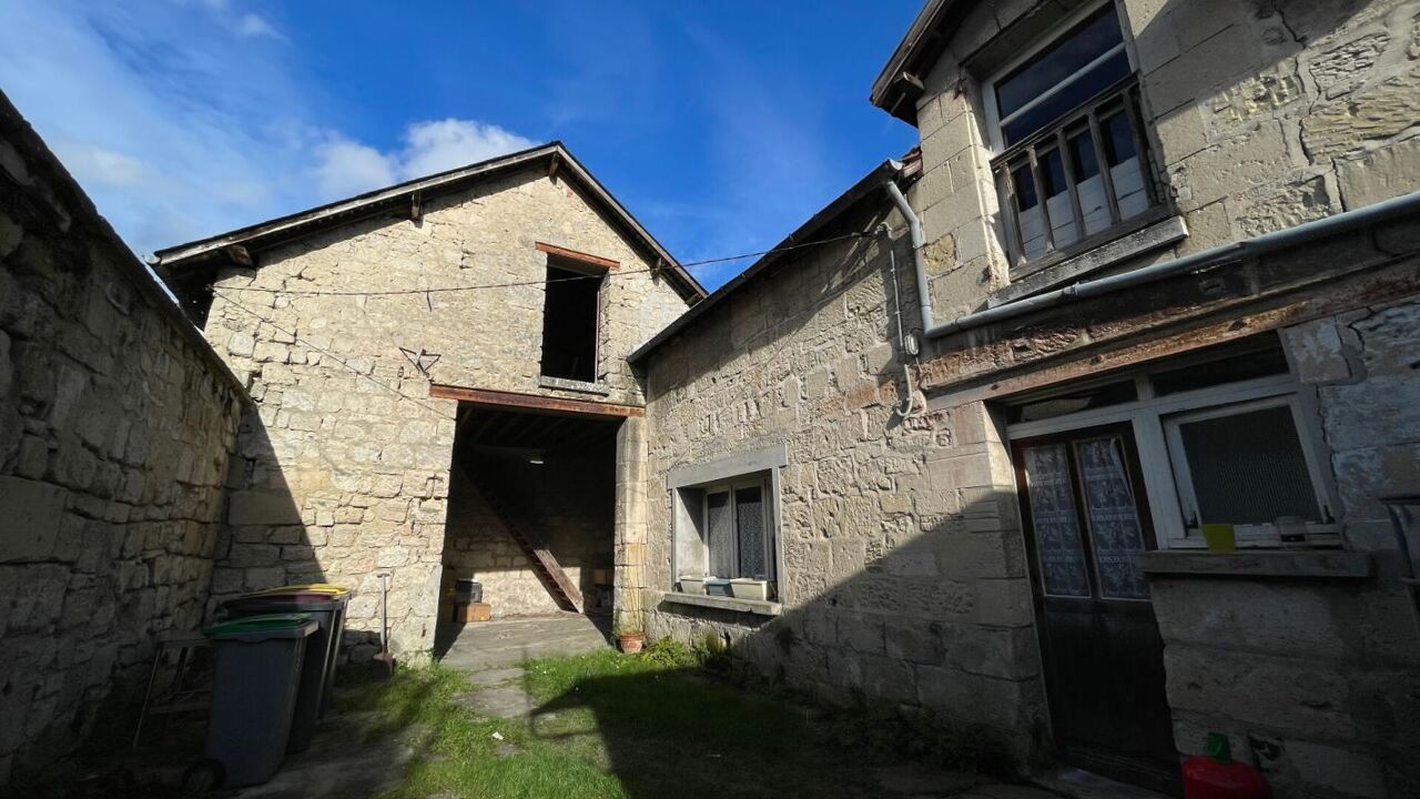 immeuble  pièces  m2 à vendre à Crouy (02880)