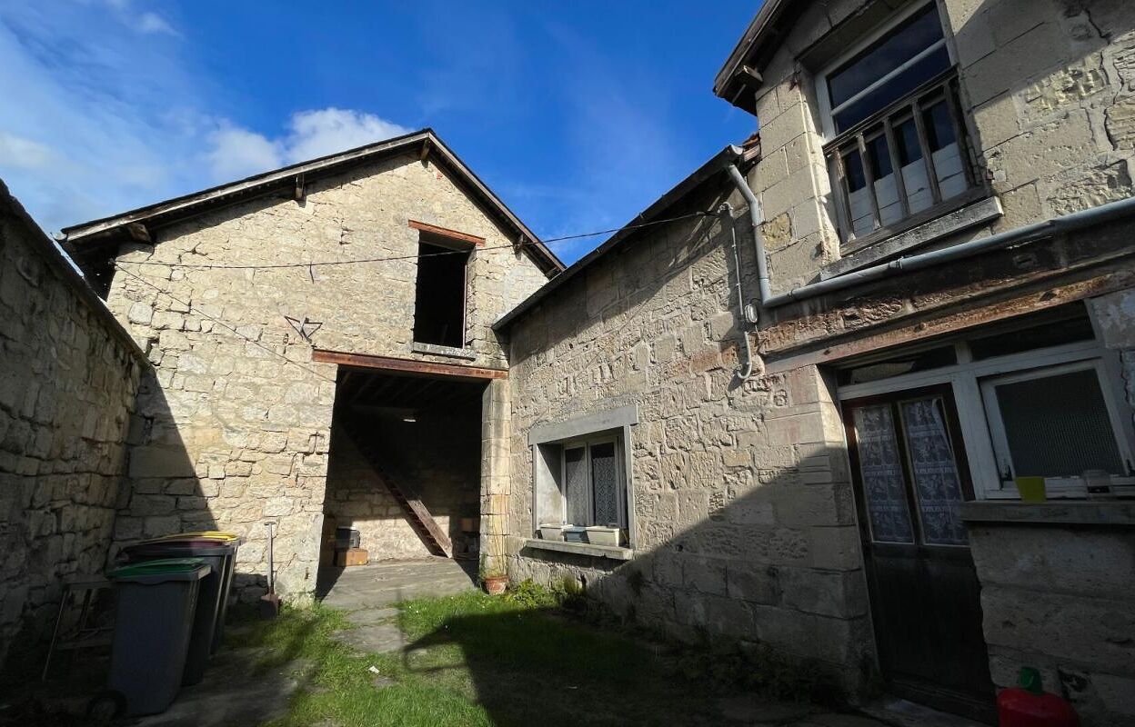 immeuble  pièces  m2 à vendre à Crouy (02880)