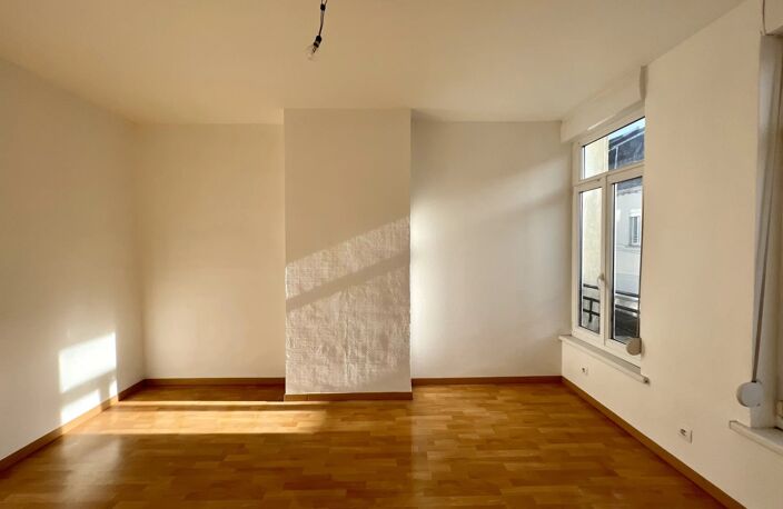 Location appartement  53 m² à Fourmies (59610) — photo 2
