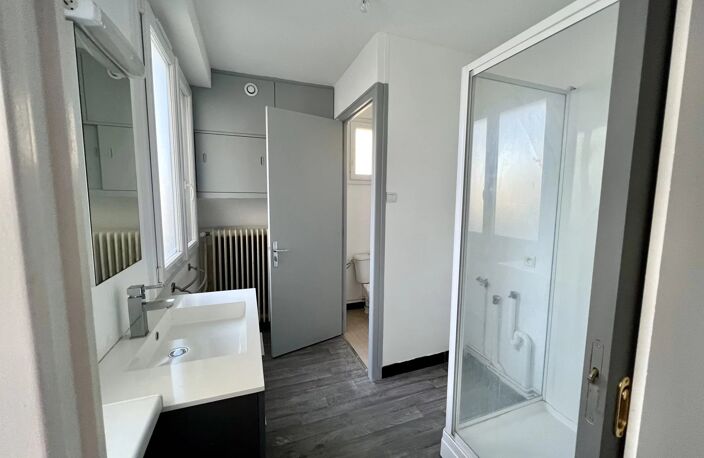 Location appartement  53 m² à Fourmies (59610) — photo 4
