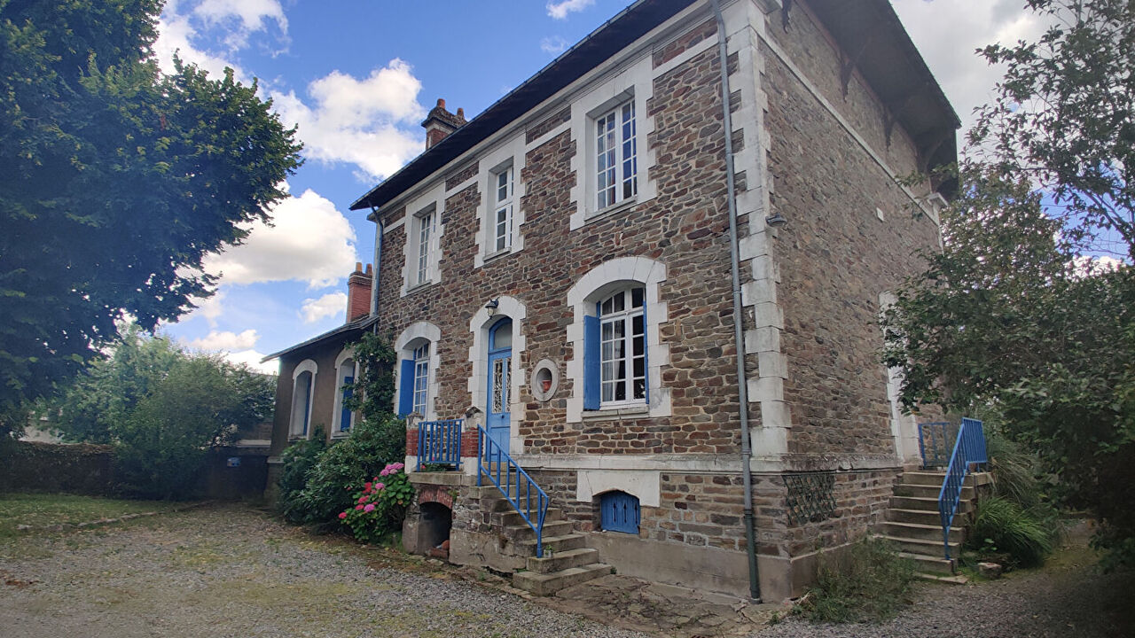 maison 11 pièces 270 m2 à vendre à Nantes (44000)