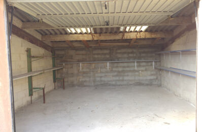 garage  pièces 23 m2 à louer à Carpentras (84200)