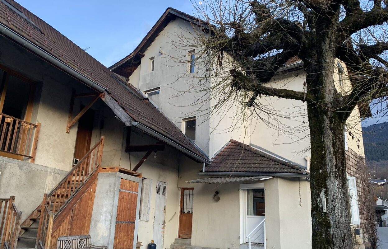 maison 10 pièces 160 m2 à vendre à Saint-Martin-d'Uriage (38410)
